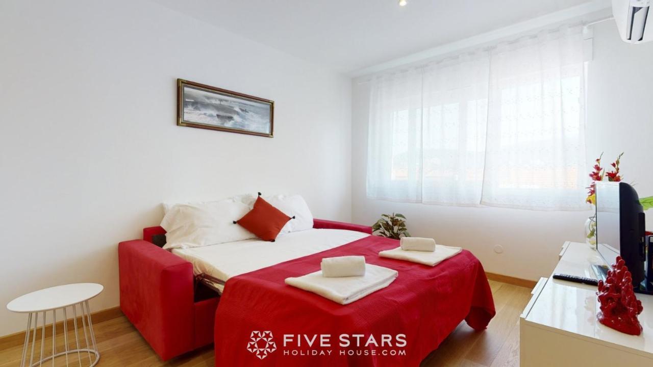 Zhara Suite Five Stars Holiday House - Generale Niza Exterior foto